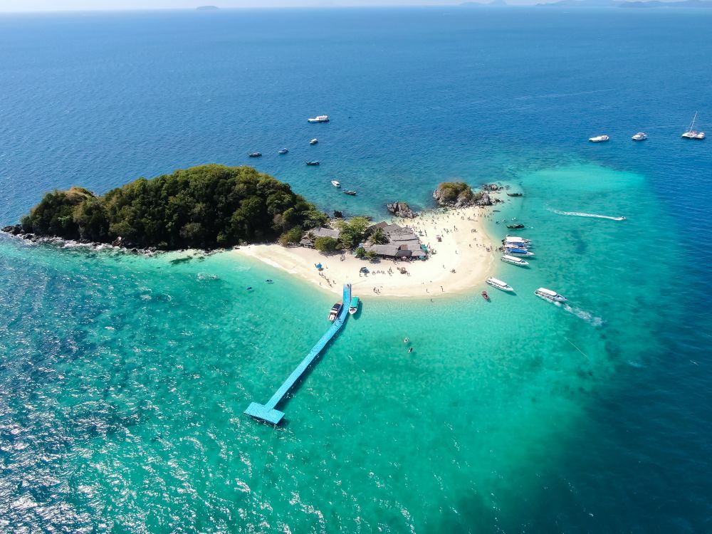 Thailand tropical island coastline